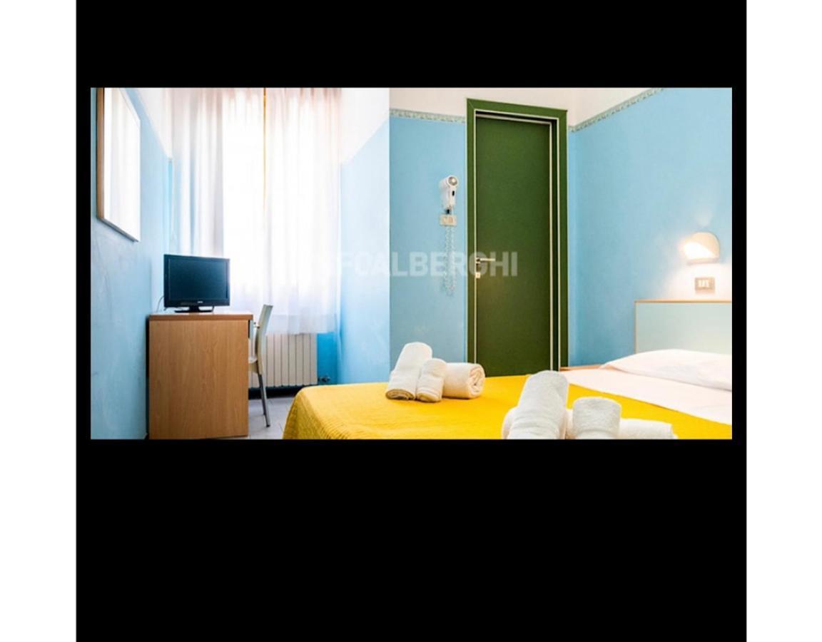 Hotel Silvana Beach Rimini Exterior foto