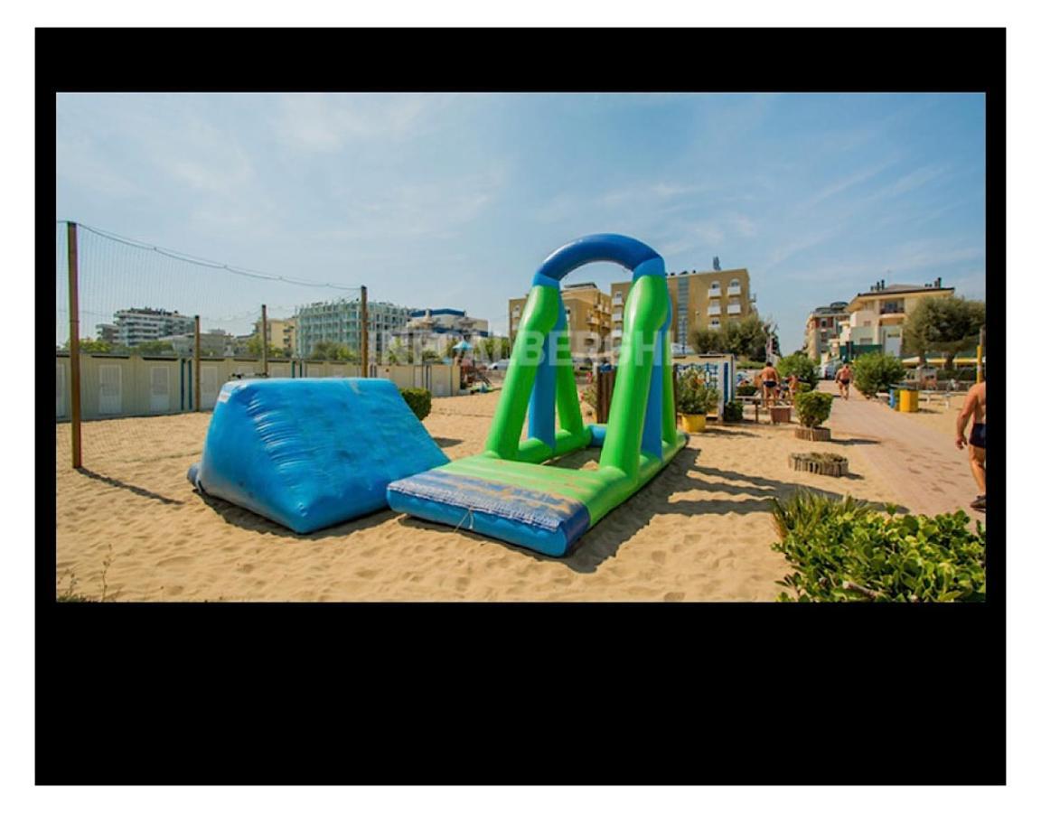 Hotel Silvana Beach Rimini Exterior foto